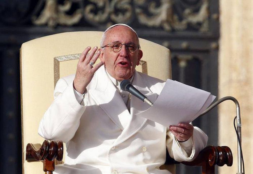 Papa Francisco: que los hermanos que ya no se hablan vuelvan a abrazarse