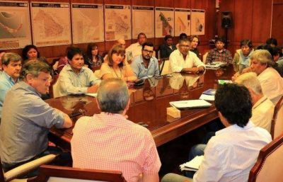 Peppo prometi� continuar obras del barrio Gran Toba