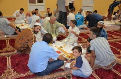 Teramo (Italia): musulmanes y cristianos en di�logo  