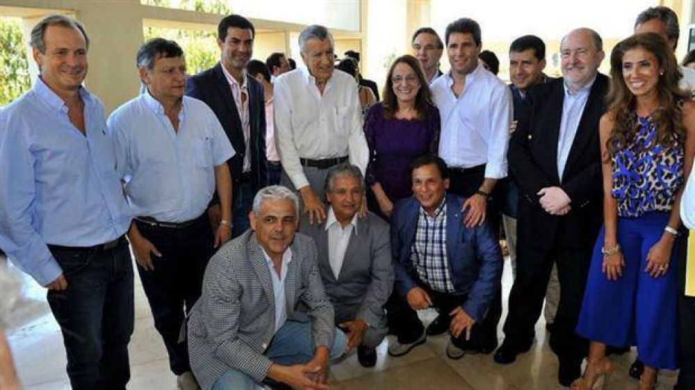 Coparticipacin: gobernadores del PJ ya estn en Casa Rosada para la reunin cumbre con Rogelio Frigerio