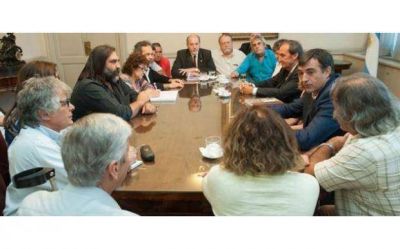 Docentes piden 40% de suba y dicen que �es irreal� la inflaci�n que plantea el Gobierno