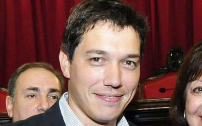 La C�mpora sostiene que Massa �es el Jefe de Gabinete de Vidal�