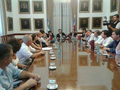 Reforma electoral: �Se trabajar� por un sistema transparente, �gil y seguro�, asever� Mauro Urribarri 