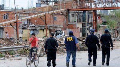 En medio de la guerra narco, encuentran un arsenal en la villa de Retiro