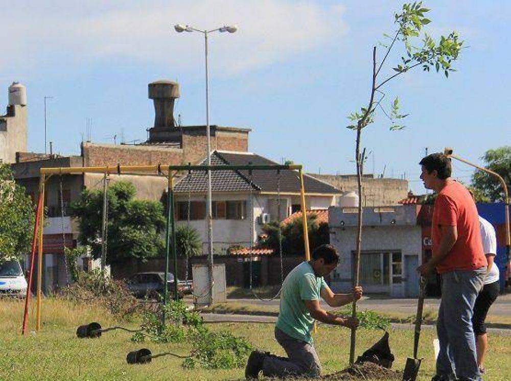 Mejoras en los espacios p�blicos de Lan�s