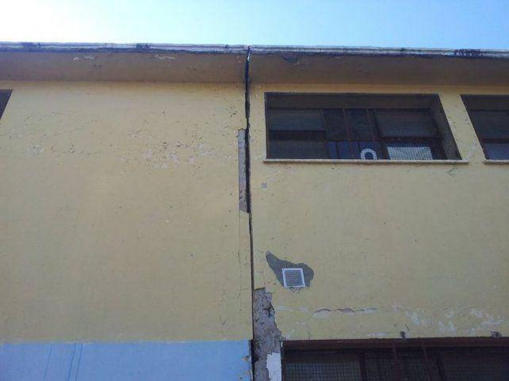 Unas 180 escuelas requieren reparaciones para comenzar las clases