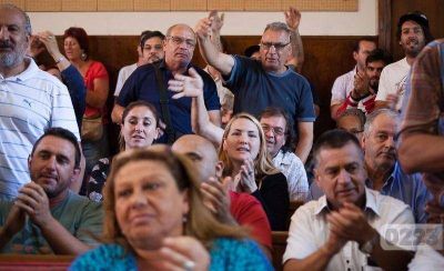 El municipio revisa contratos de temporarios, pero ya empezaron los despidos