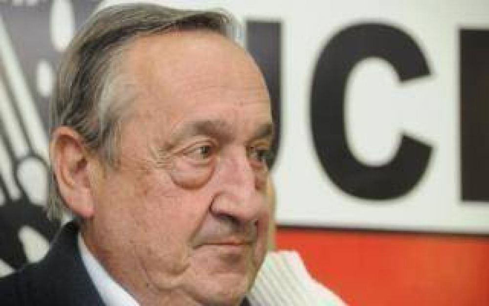 Intendentes radicales se re�nen en Tandil para reclamar por fondos