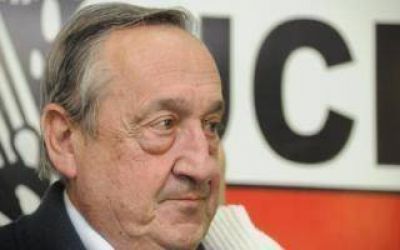 Intendentes radicales se re�nen en Tandil para reclamar por fondos