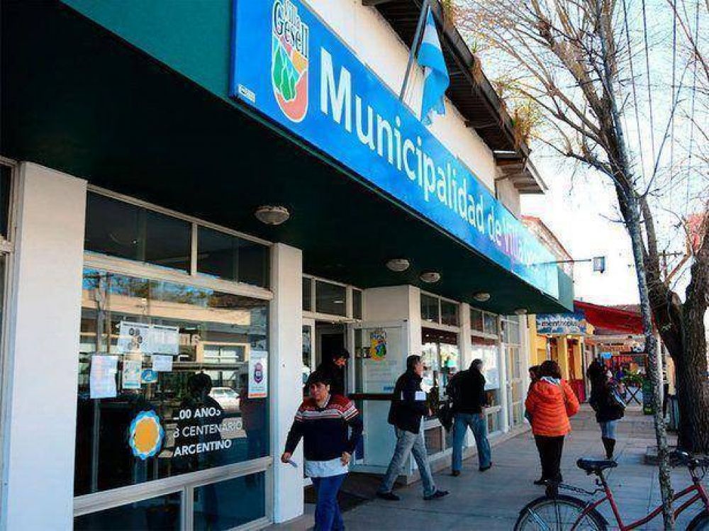 Los empleados municipales cobran las horas extras
