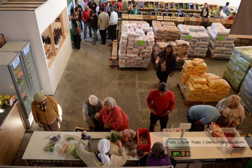 Analizan el futuro del Mercado Comunitario Municipal