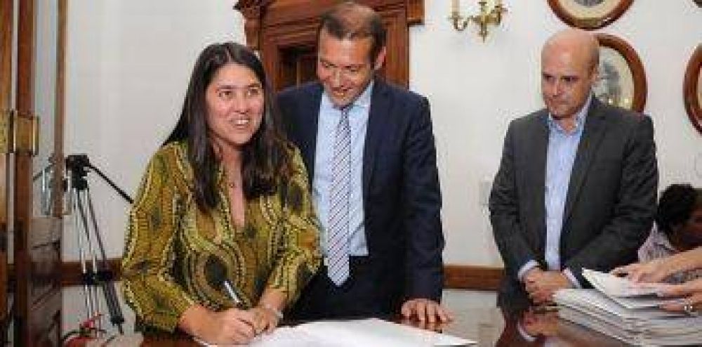 Fijan agenda con municipios