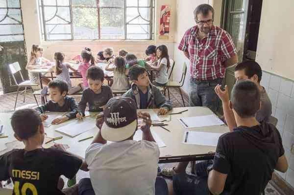 PROMOCI�N DE LOS DERECHOS DE LOS NI�OS EN LAS ESCUELAS DE VERANO