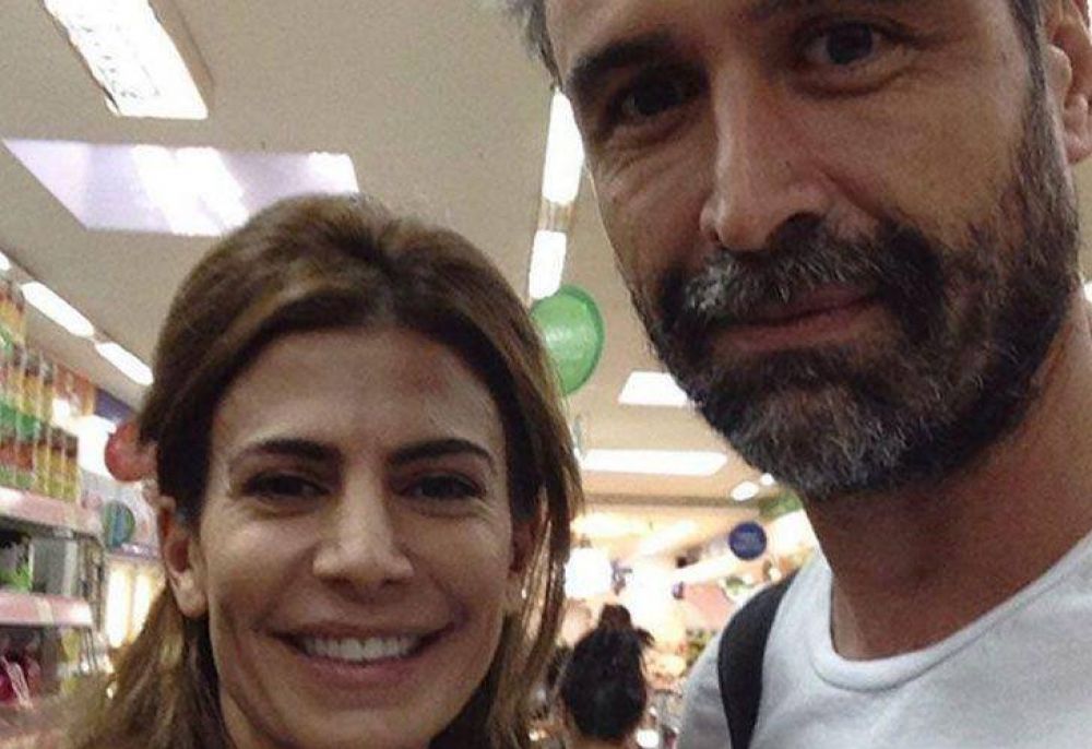 Juliana Awada, haciendo compras en el Barrio Chino