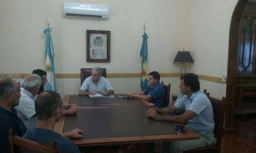 ENTRE OTROS TEMAS: Bomberos locales se reunieron con funcionarios municipales por el cobro del monto que les corresponde por ingreso de tasas municipales