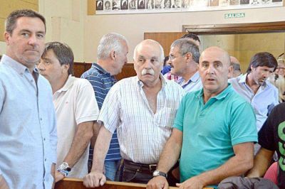 Los municipales podr�an adoptar esta semana medidas de fuerza