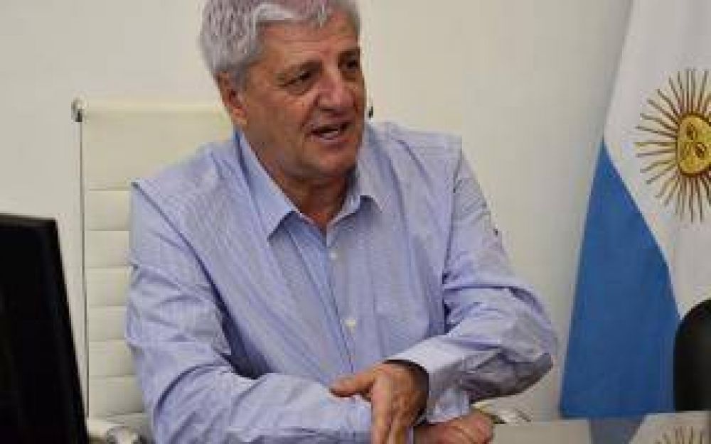 Andreotti defenestr� a Juli�n Dom�nguez: 