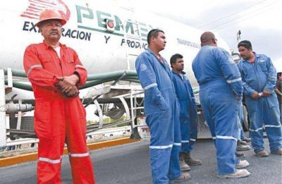 El gobierno de M�xico despedir� a 25 mil empleados estatales