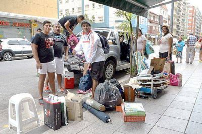 Inestabilidad clim�tica y quejas en el sector tur�stico, balance del primer mes de temporada