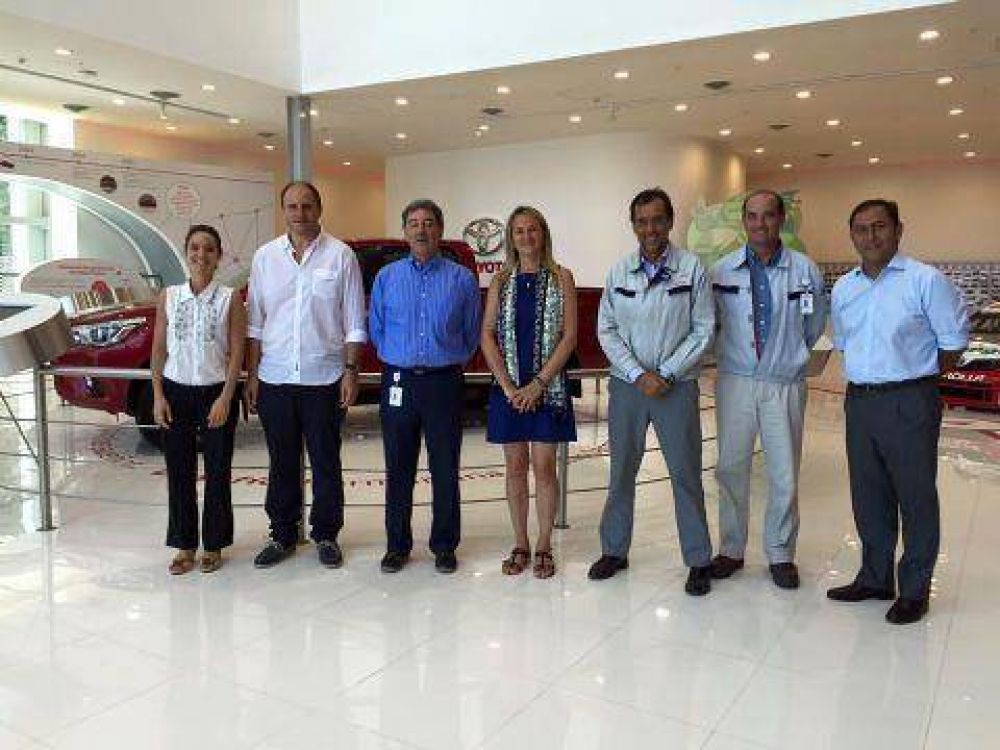 Diputado Santiago: �Coincidimos en que Toyota sea una empresa sustentable�