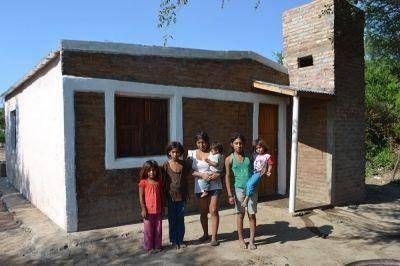 Numerosas familias del departamento Robles ya cuentan con sus viviendas sociales