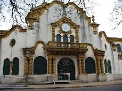 El intendente Javier Gast�n habr�a decidido emprender una cacer�a contra los empleados municipales