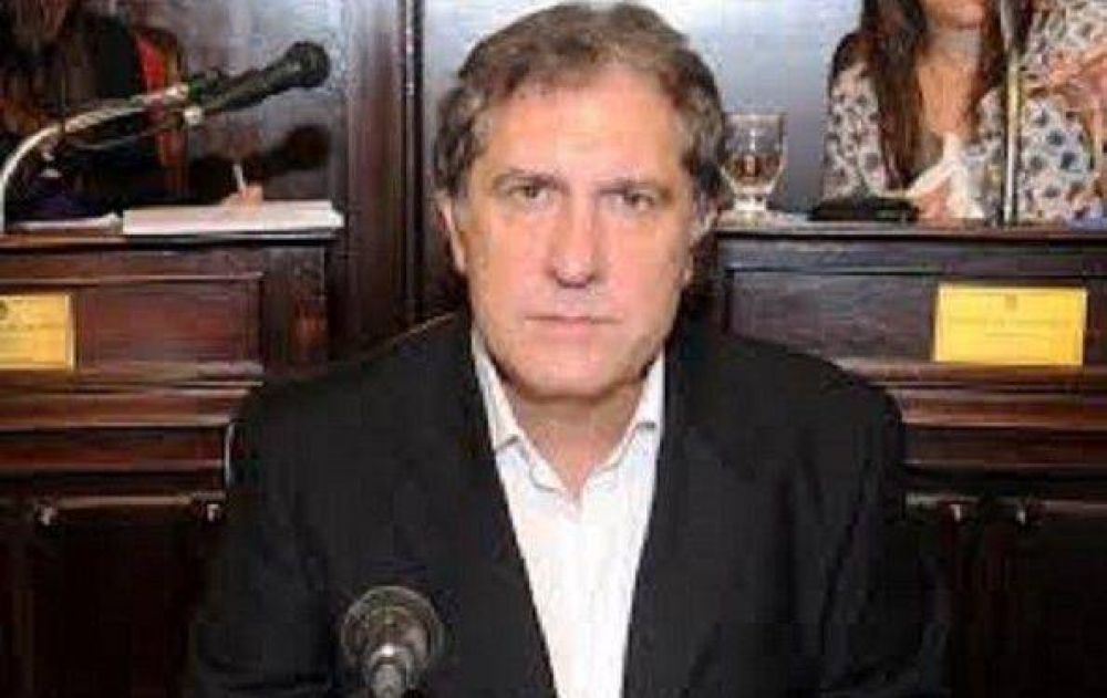 PALLARES: �EL PERONISMO NECESITA AIRES NUEVOS�