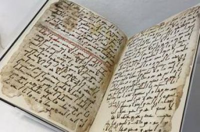 Exposici�n de antiguos ejemplares del Sagrado Cor�n en Birmingham