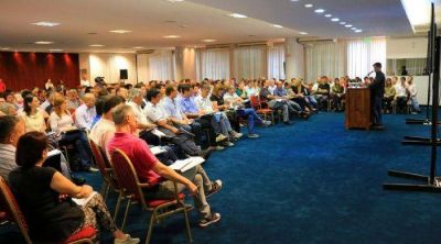 Peppo coordin� metas de gesti�n en una reuni�n ampliada de gabinete