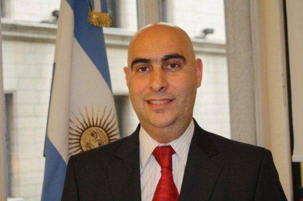 Trabajo propone paritarias de 6 meses y promete cambios en Ganancias