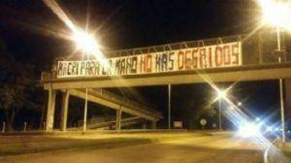 Agrupaciones del FpV y Patria Grande pidieron que �Macri pare la mano con los despidos�