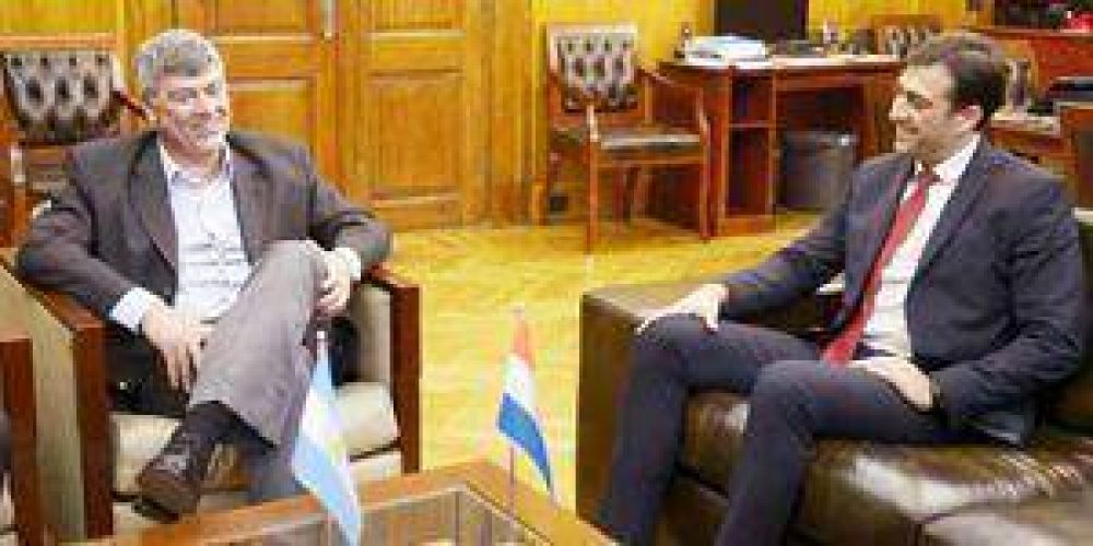 Buryaile se reuni� con el viceministro de Ganader�a de Paraguay