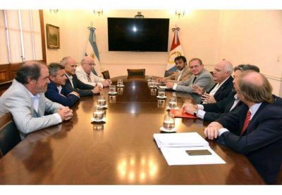 Lifschitz acord� agilizar procesos licitatorios con las c�maras de la Construcci�n de Santa Fe y Rosario