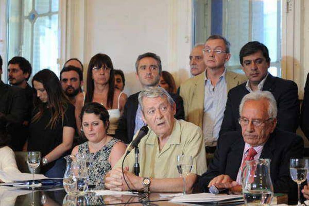 Varios diputados abandonar�an el FpV para conformar un bloque 