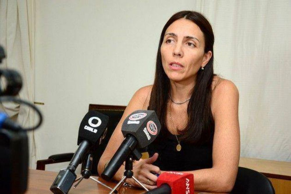  La ministra de Desarrollo Social habl� sobre el conflicto del PIS: �El Plan y los $1900 no se le saca a nadie�