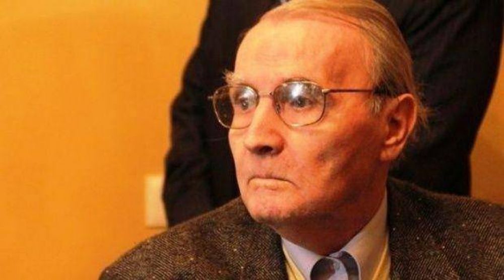 Luego de renunciar a la Corte, Balaguer se toma 30 d�as de licencia m�dica