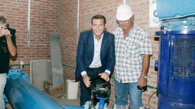 Centenario: el agua de Mari Menuco ya lleg� a los barrios