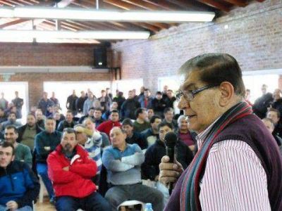 Pereyra avanz� en acuerdo con empresas y Gobierno