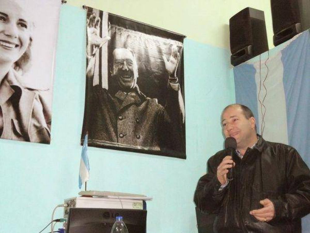 Intendente del FpV tendr� a un massista en su gabinete