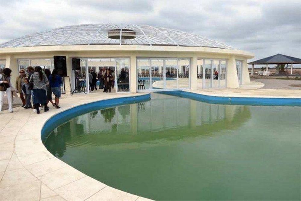 �Rajaduras en pileta de las Termas?