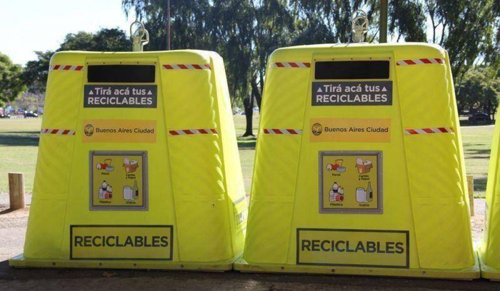 Avanza el recambio de contenedores para reciclar