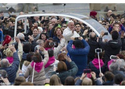 Catequesis del Papa: �S�lo perdonando y deseando el bien se obtiene la justicia�