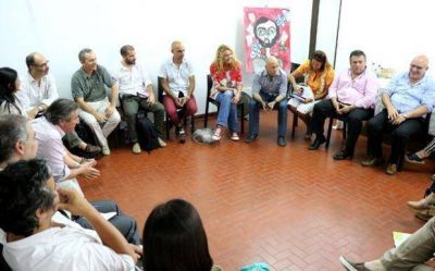 Ducot� quiere a sus funcionarios cerca de las localidades