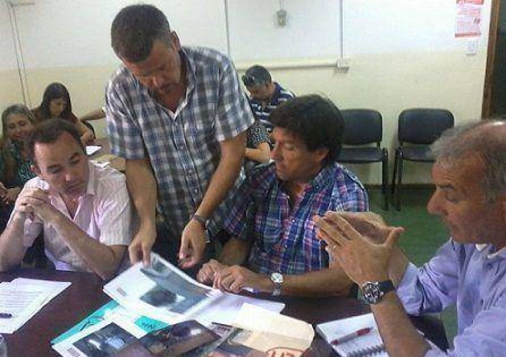 Duro cruce entre concejales por enfermera municipal acusada de irregularidades