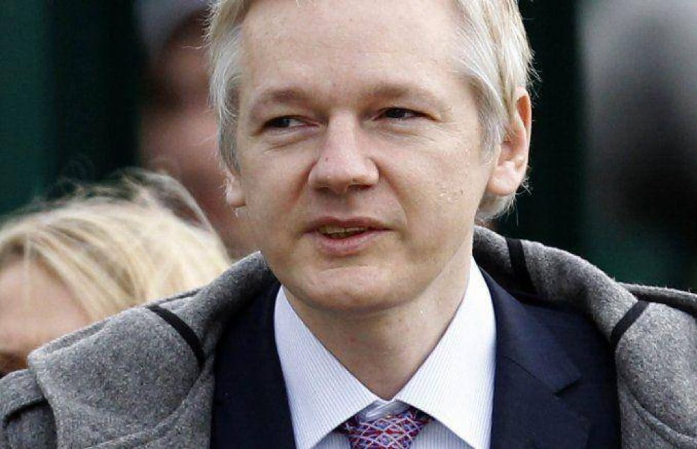 Assange se podra entregar a la polica britnica este viernes