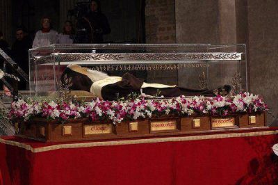 Padre P�o ya est� en Roma por el A�o de la Misericordia