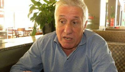 DIAZ PEREZ: �CREO QUE CUANDO ENTRAN A SACAR TRABAJADORES ES PORQUE QUIEREN ACOMODAR A SU GENTE�