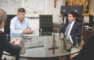 Peppo y el c�nsul de Italia cooperar�n para fortalecer lazos