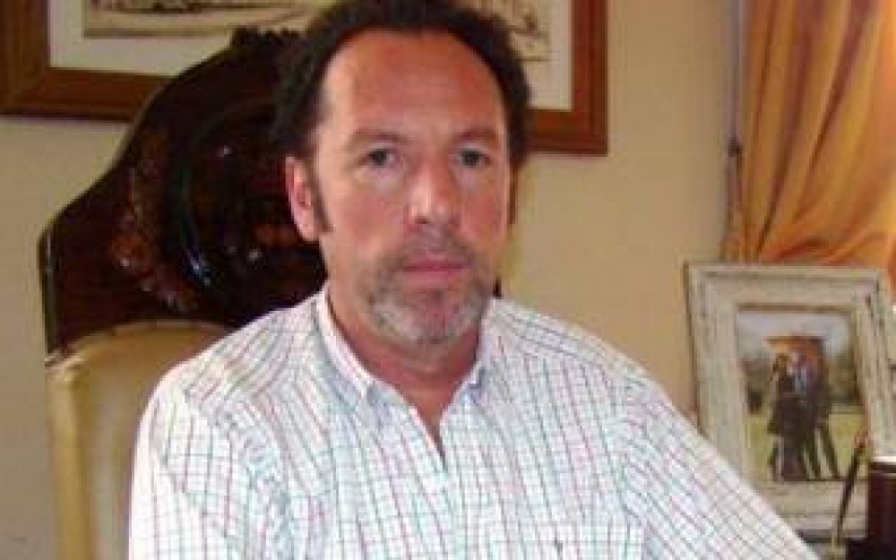 Torchio plante� prohibir postulaci�n de candidatos ajenos a las secciones electorales