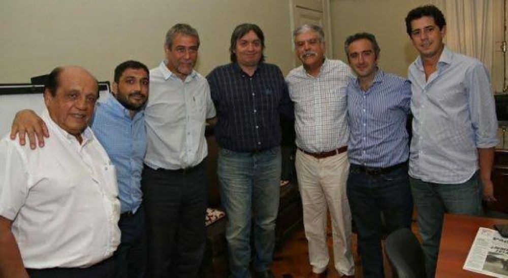 En Berazategui, M�ximo y los intendentes k eligieron dos enemigos: Macri y su aliado Massa